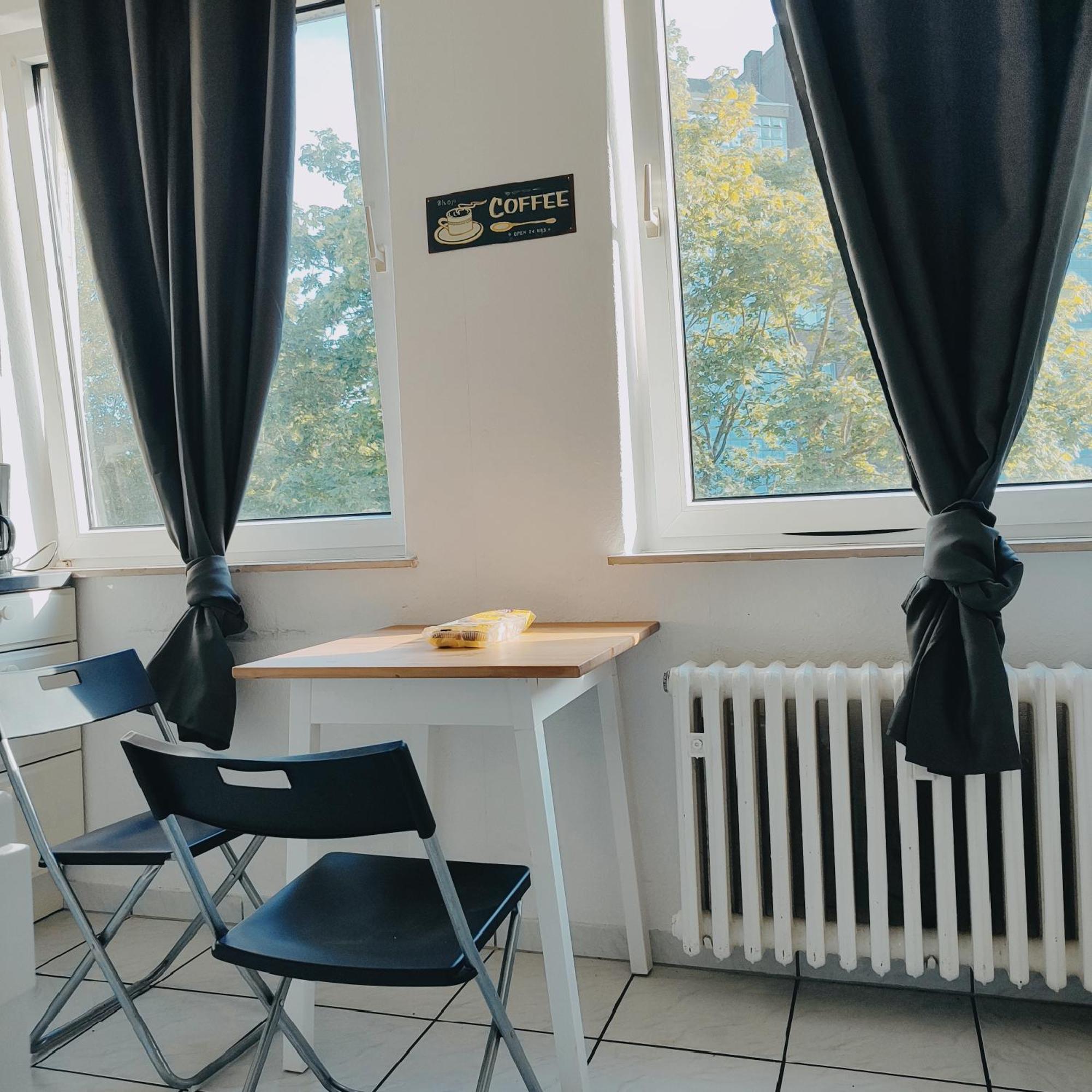 Ferienwohnung Monteurwohnung Messewohnung Duisburg Sued Grenze Duesseldorf 6 Personen Room photo